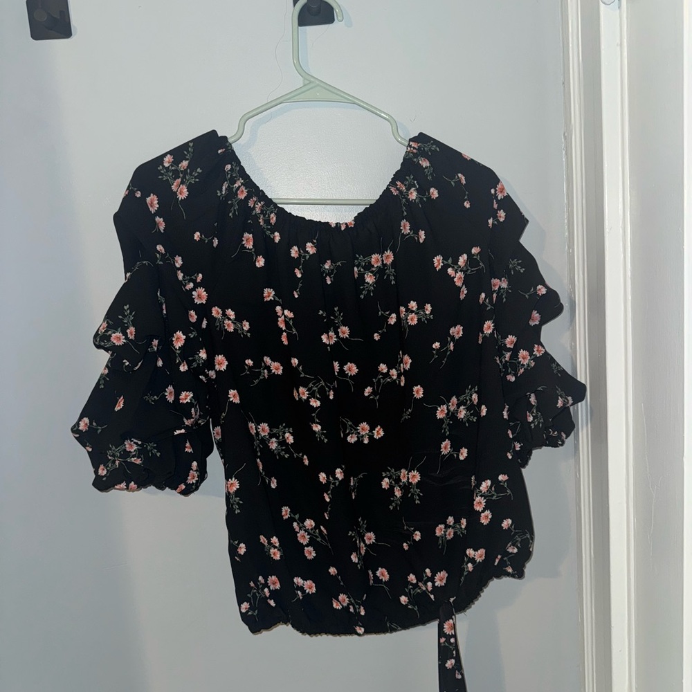 Floral Black Blouse with Ruffle Sleeves